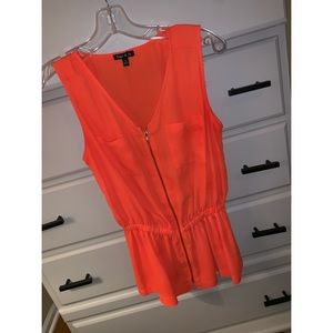 Fun top!